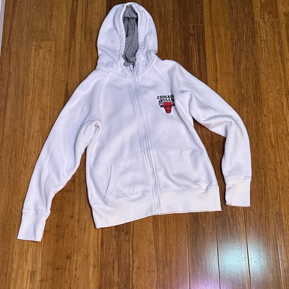 LAST CHANCE OFFER:  Chicago Bulls Gray and White Women's Hoodie